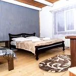 Wood House * Pilipets