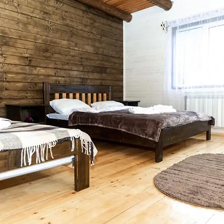 호텔 Wood House Pilipets